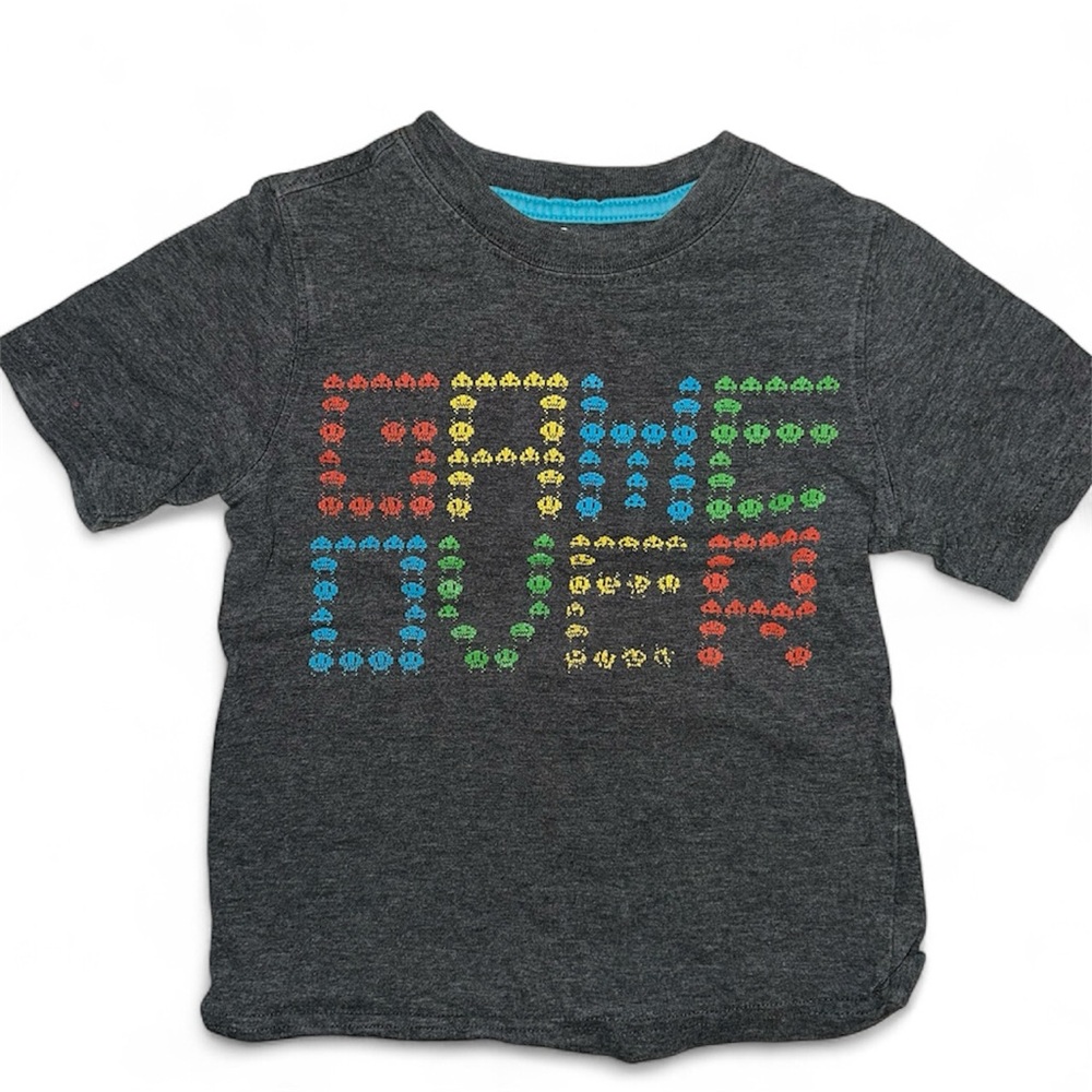 GAP Gray Tee Gaming Theme